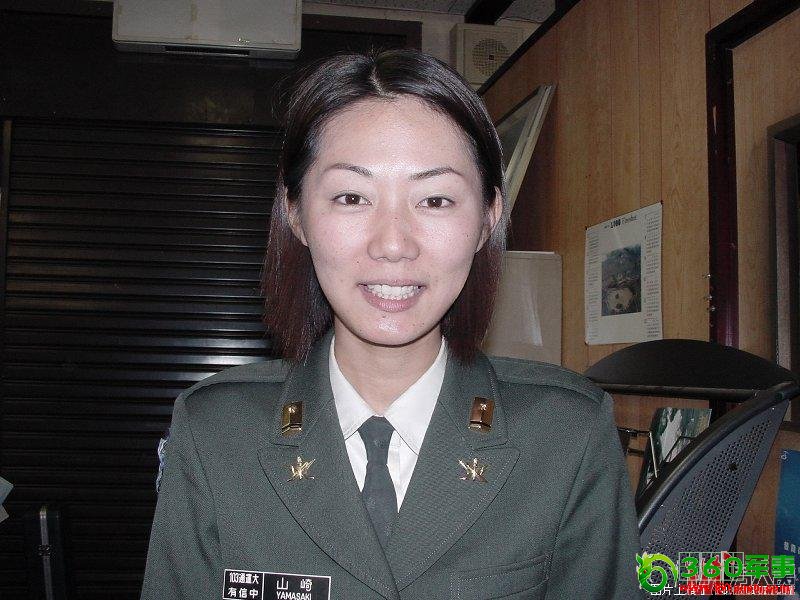 日本女兵私下卖春曝光